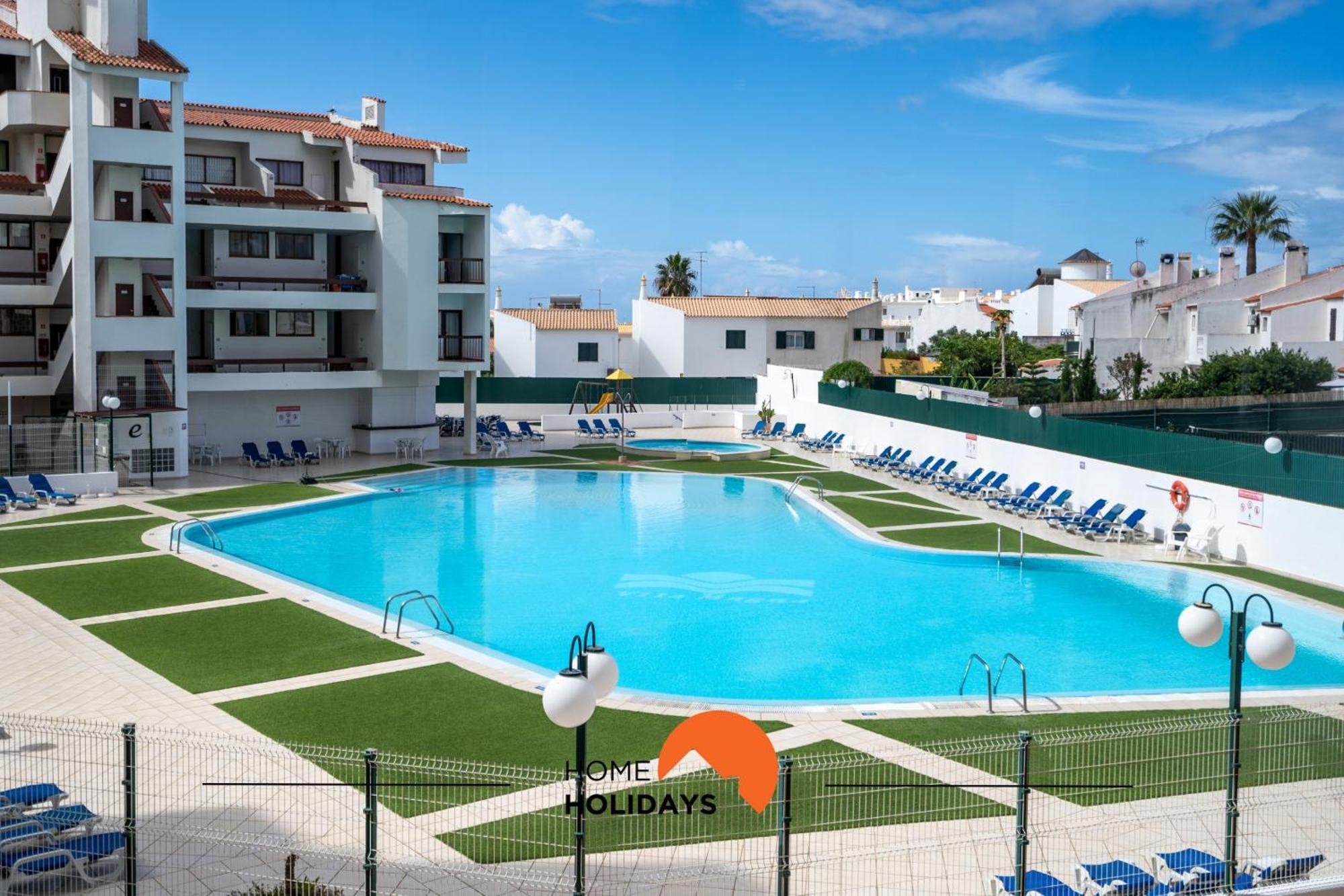 #212 Magna 106b By Holidays Appartement *